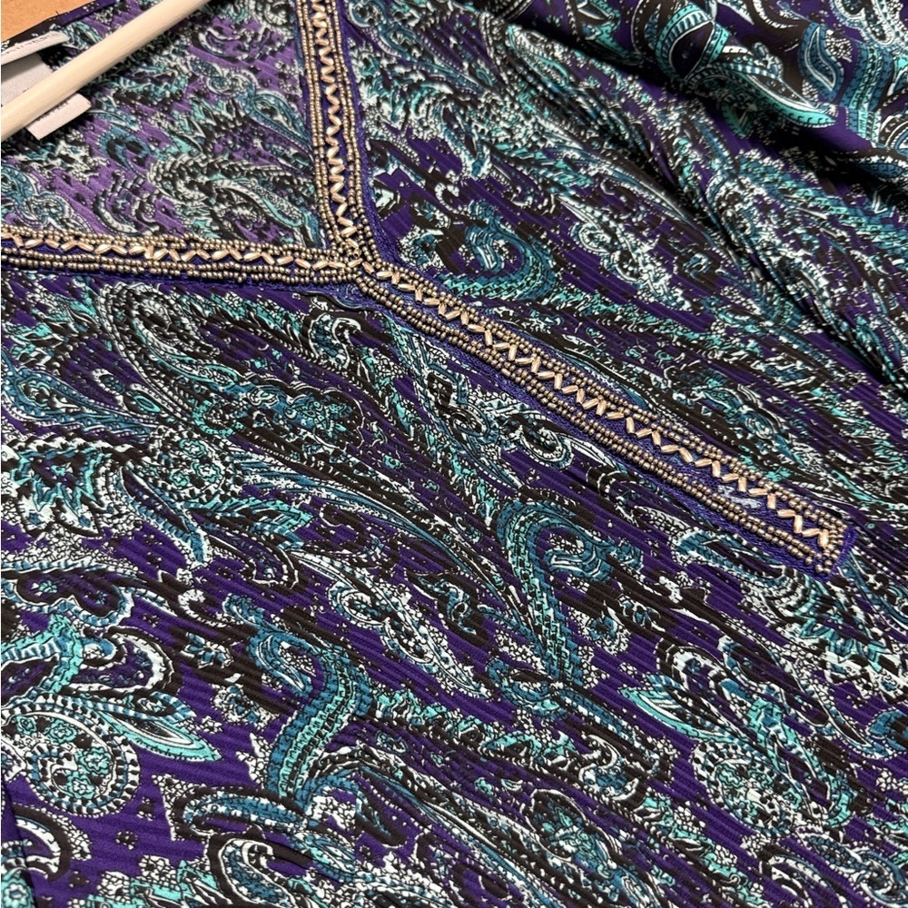 Catherines Paisley V-Neck Tunic Bejeweled Pleated Blouse 3X Bell Sleeve - Picture 7 of 9